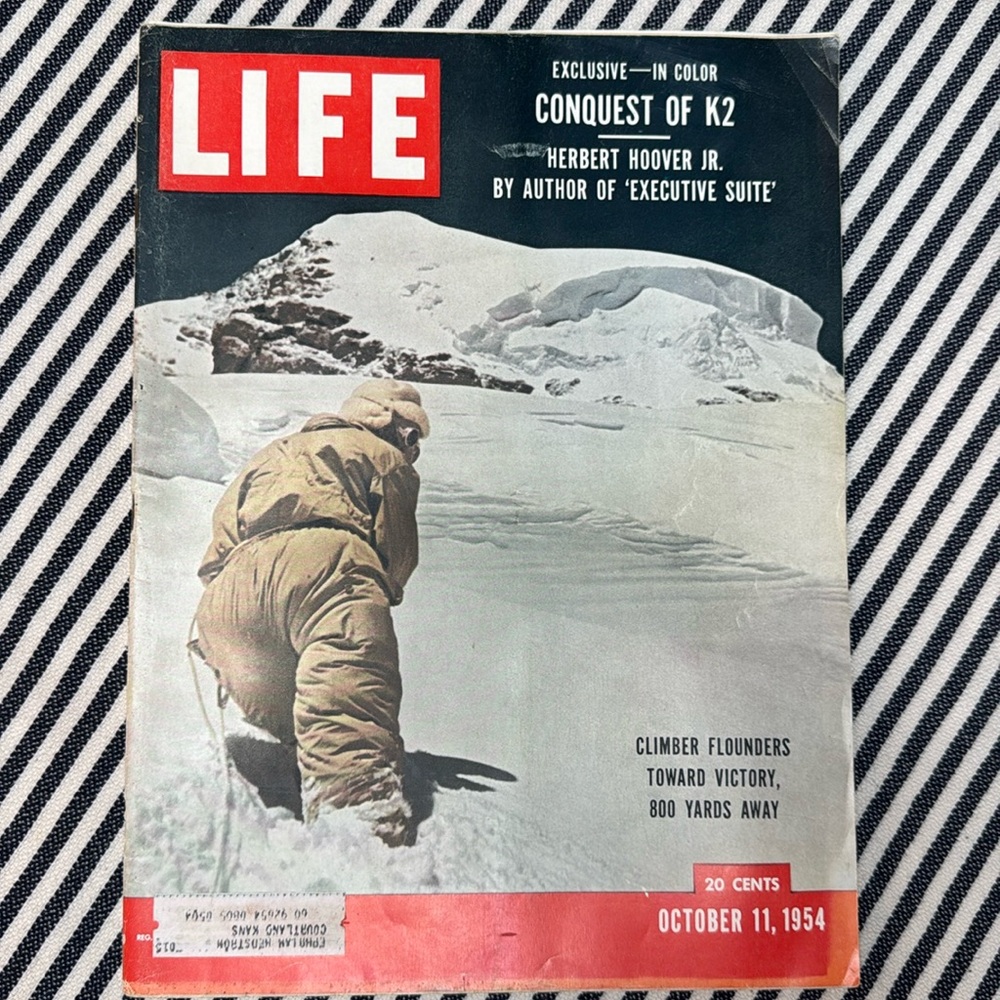 1954 LIFE Magazine October 11 Edition